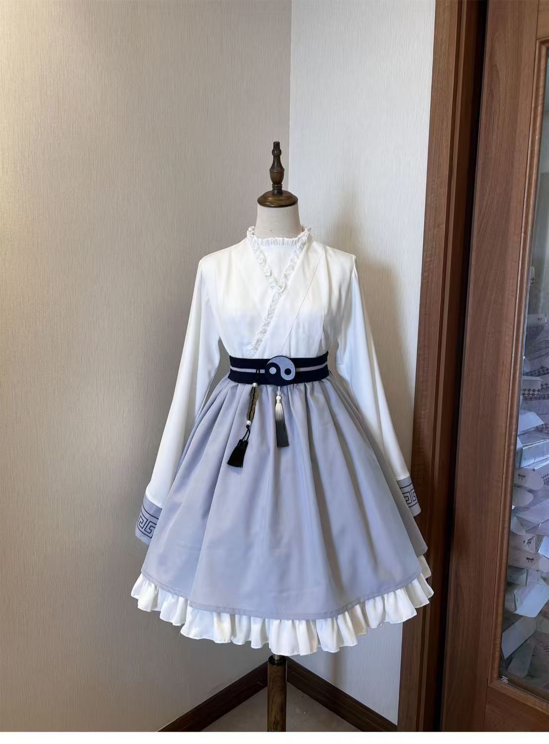 ロリータワンピースセット 魔除け少女 古風 中華風 道士服 ロリータの2枚セット 小師弟ワンピース WWW_NOITHATQUANGTHANH_NET