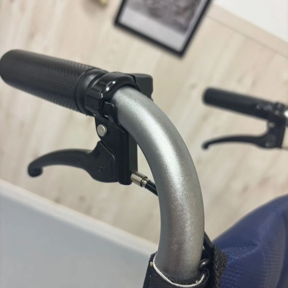 CRT-2-CZ 介助用