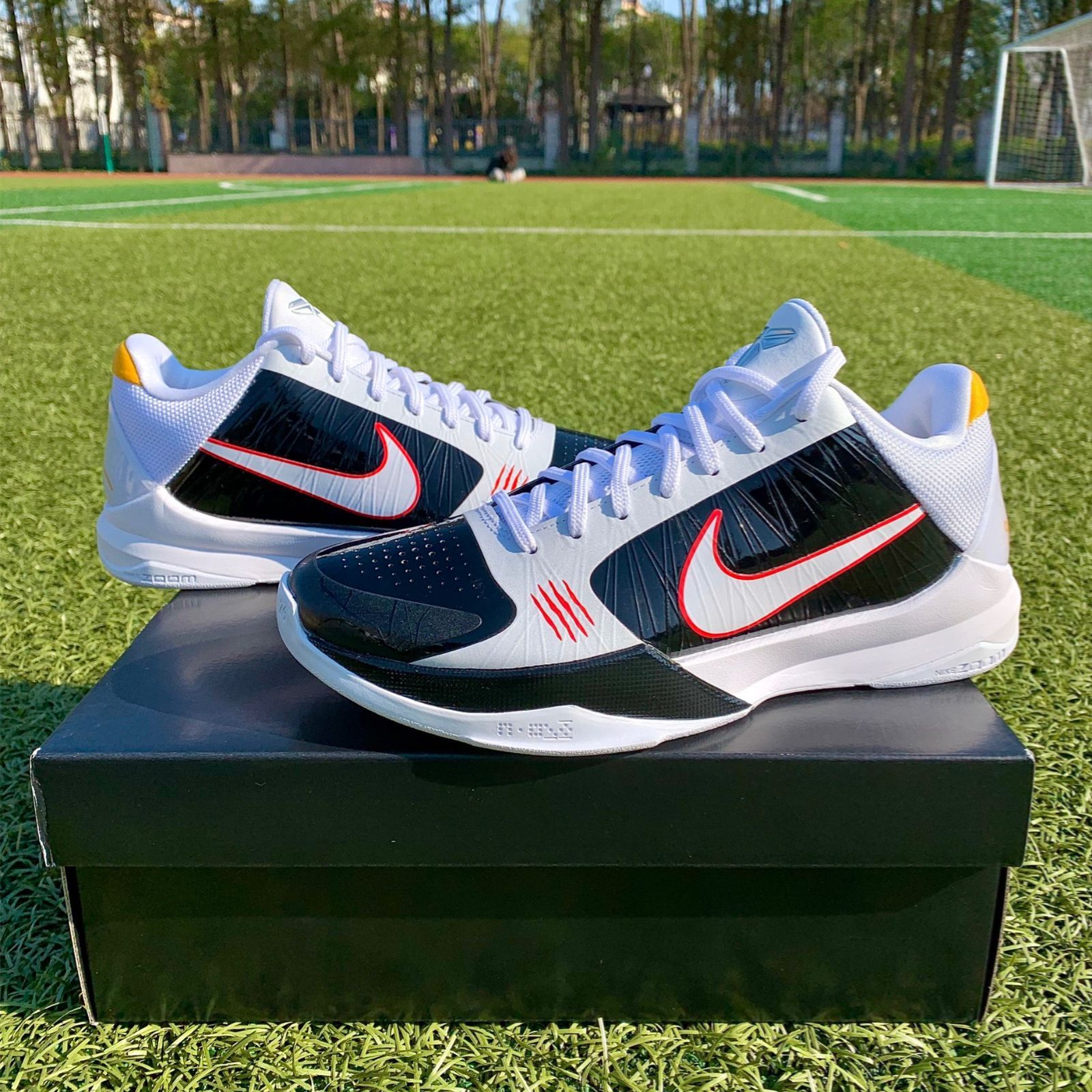 NIKE KOBE 5 PROTRO BRUCE LEE ALT ナイキ コービー5 プロトロ ブルース・リー オルタネイト CD4991-101 -  メルカリ