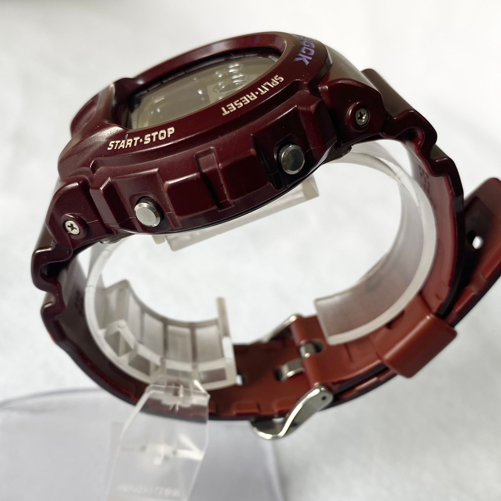 稀少✨ G-SHOCKは　クレイジーカラー　ボルドー　DW-6900SB 三つ目 稀少✨ G-SHOCKは クレイジーカラー ボルドー DW-6900SB 三つ目