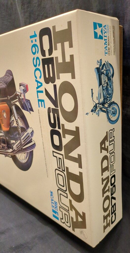 TAMIYA 1/6 HONDA CB750 FOUR 16001 7000 - メルカリ