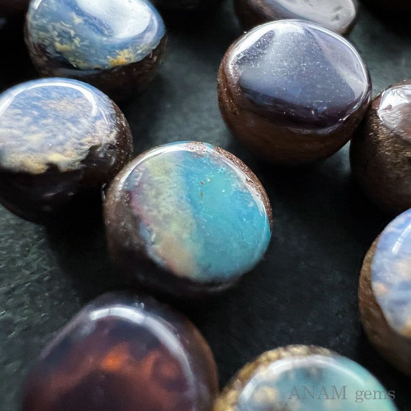 ボルダーオパール スムースコイン クレオ穴 ビーズ 8 cm