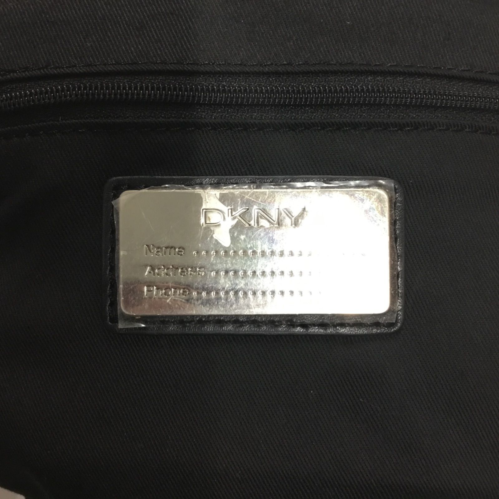 収納容量参考画像あり◉ 人気☆ DKNYバッグ ／ ダナキャラン 