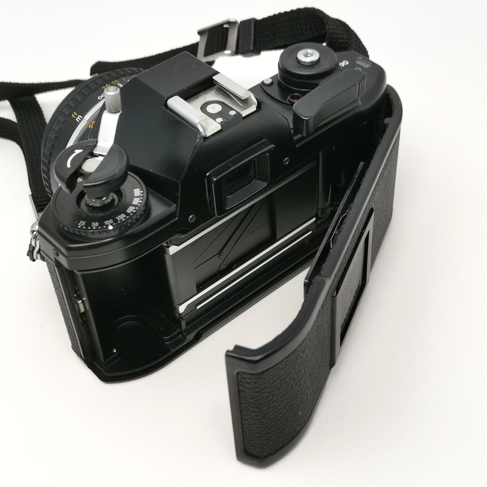 ニコン EM フィルムカメラ ブラック フィルムないため動作未確認