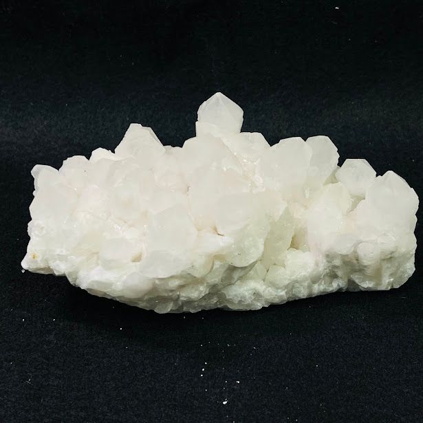 水晶クラスター 485g 四川省産 原石 天然石 1点物 水晶クラスター 485g 四川省産 原石 天然石 1点物
