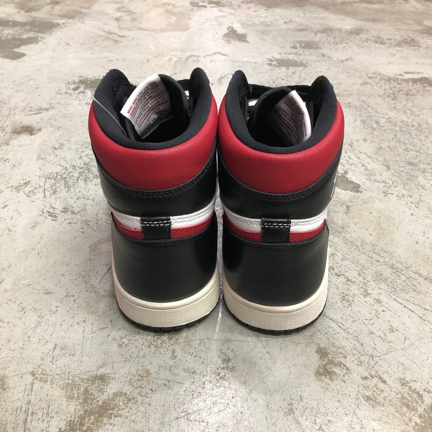 NIKE AIR JORDAN 1 RETRO HIGH BLACK GYM RED 555088-061 ジムレッド 