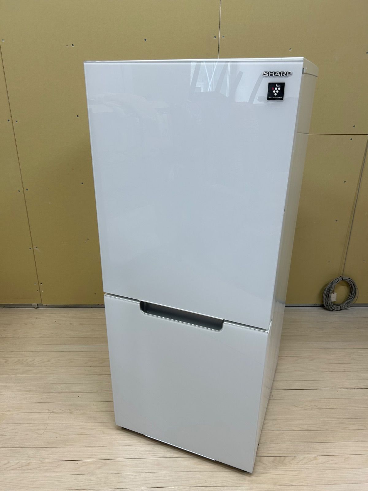 SHARP シャープ 2ドア ガラストップ冷蔵庫 プラズマクラスター ホワイト