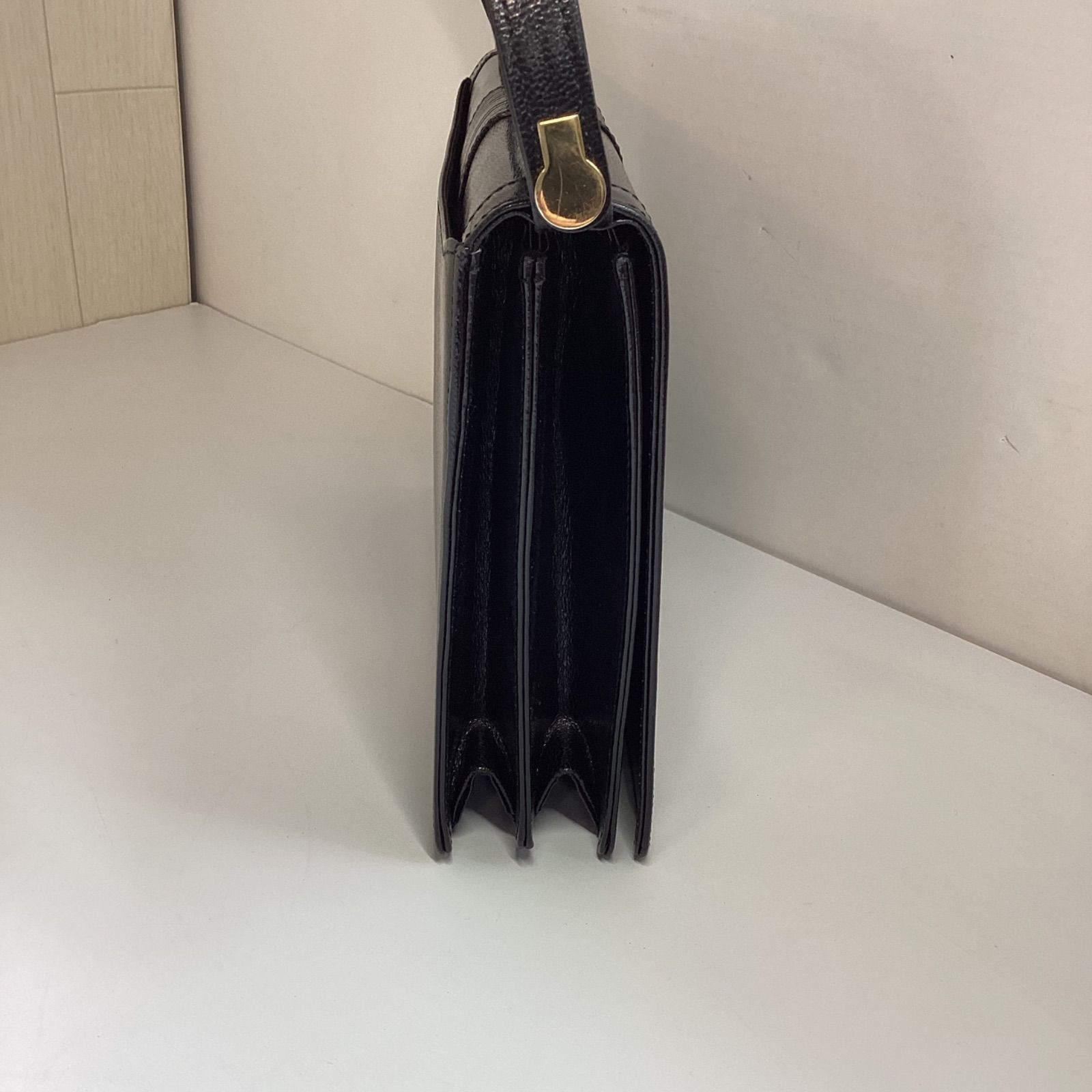 ピエールカルダン pierre cardin レザー ハンドバッグ