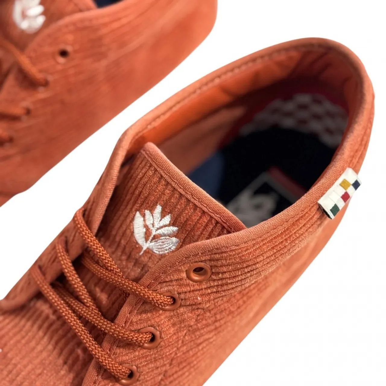 VANS MAGENTA SHOGO ZAMA Skate Era Magenta Skateboards Shogo Zama