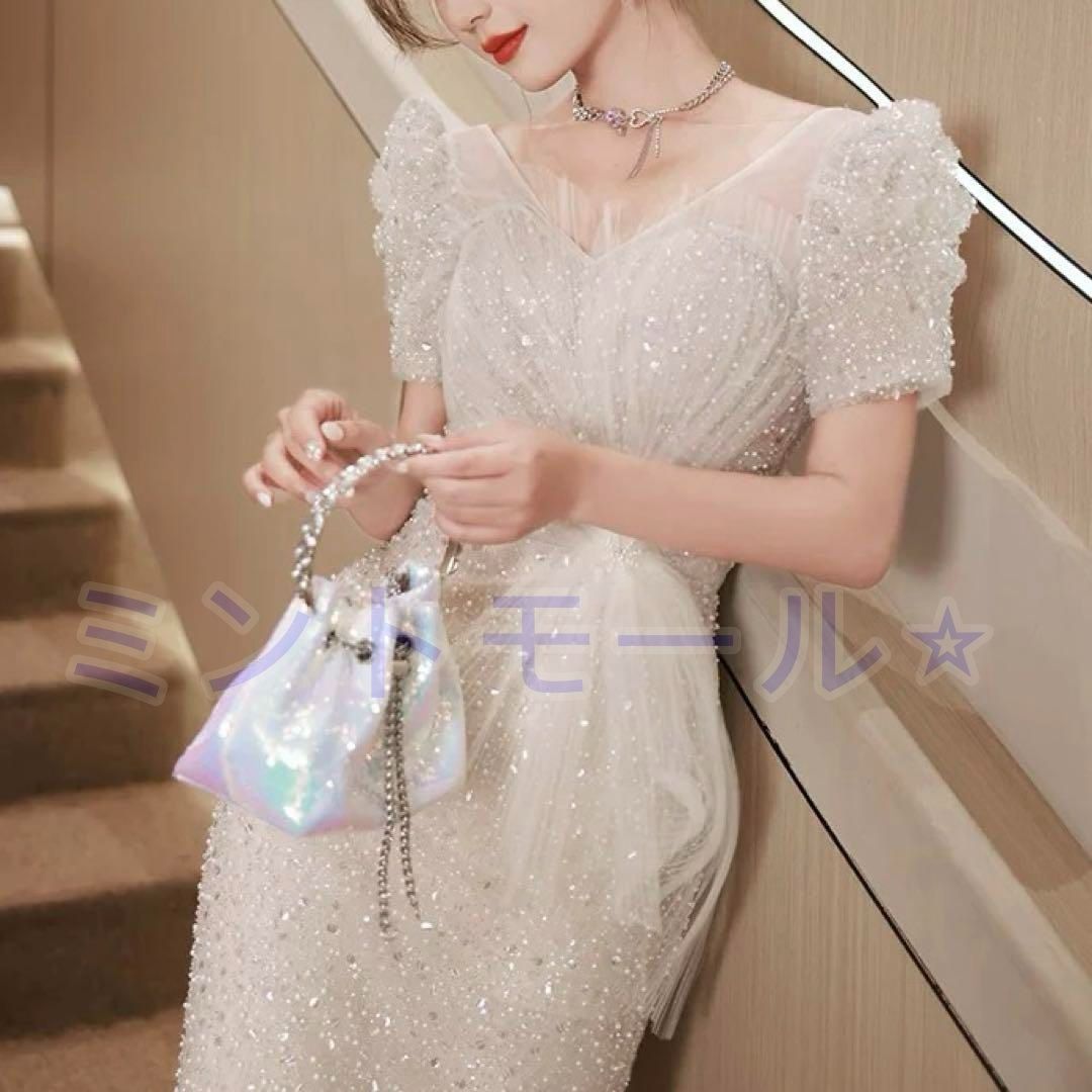 スパンコールがゴージャスでオシャレな半袖 イブニングドレス