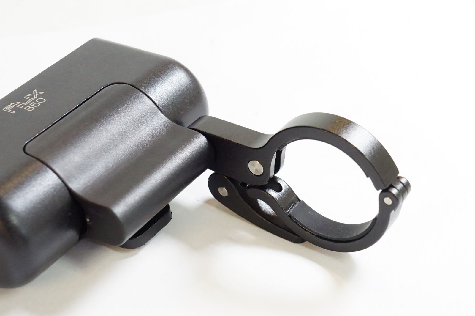 Specialized Flux 850 front light review