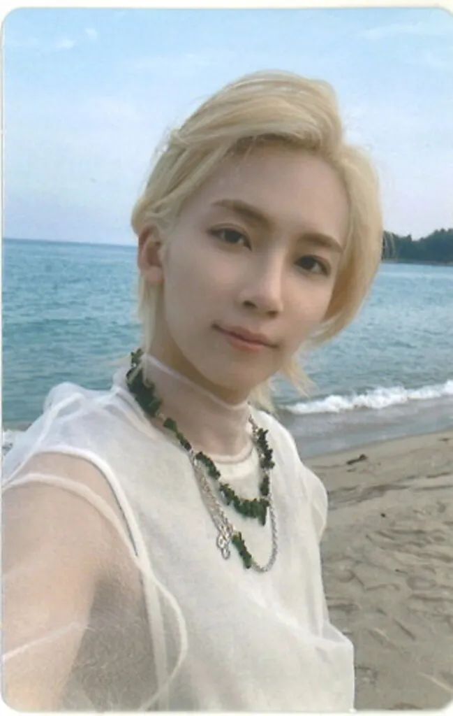 Jeonghan – Attacca core album photocard (Expansion) photocard