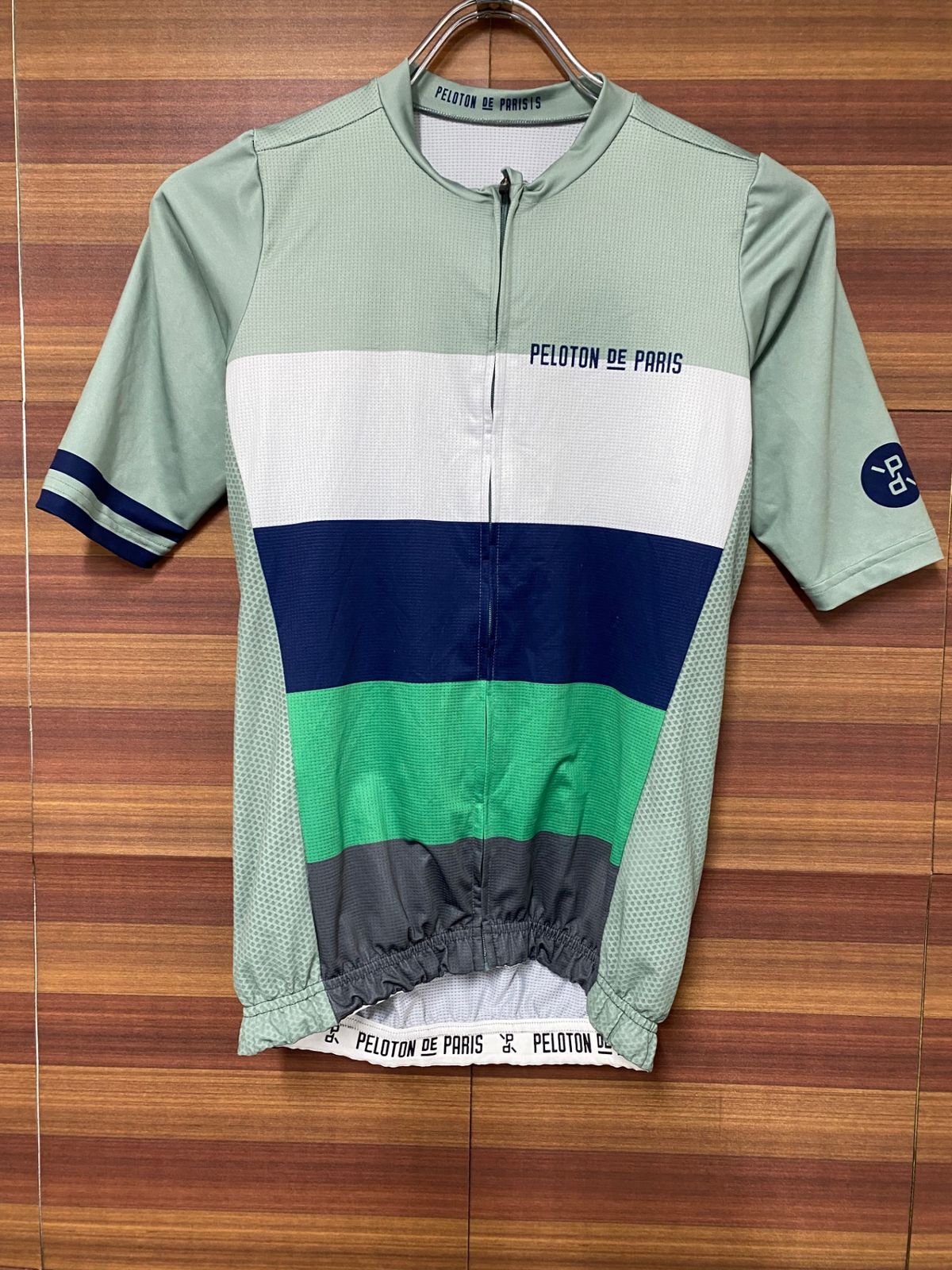 Peloton de paris プロトン ド パリのサイクルジャージ