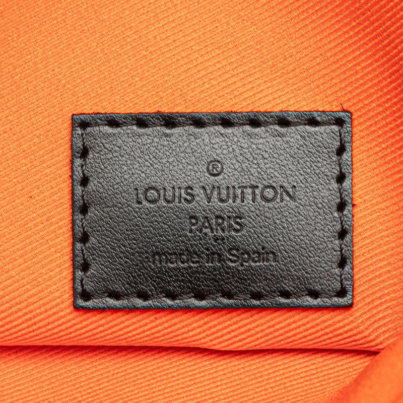 LOUIS VUITTON モノグラムポーチ ルイ ヴィトン モノグラム シャドウ フラットメッセンジャー