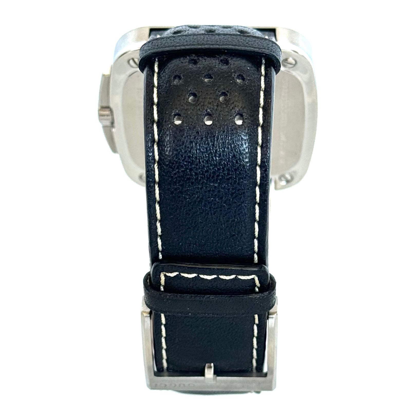 gucci クーペ 131.3 クォーツ スモールセコンド デイト表示 革ベルト