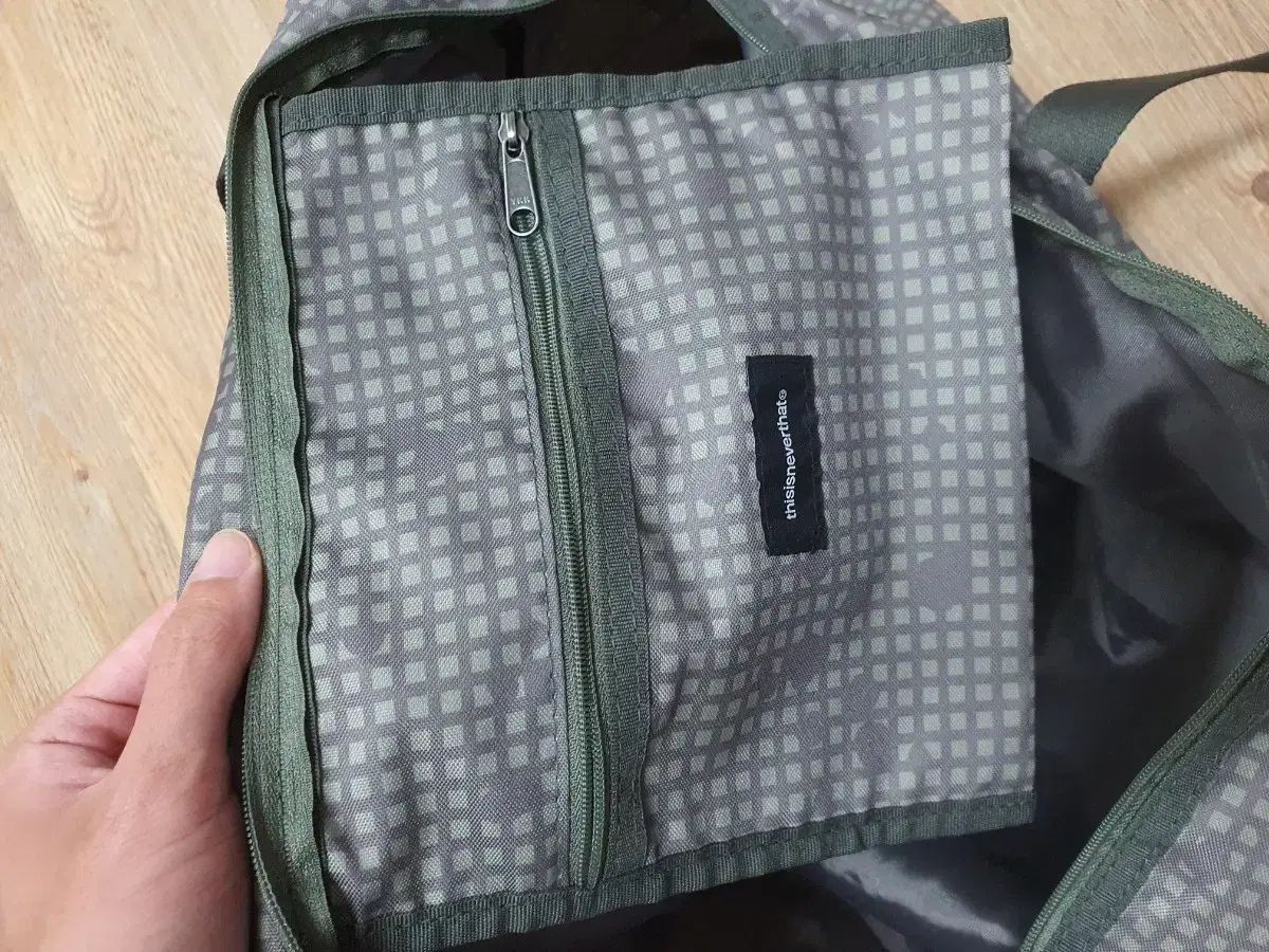 thisisneverthat ダッフルバッグ SS24)Light Duffle Bag (M) – thisisneverthat® JP