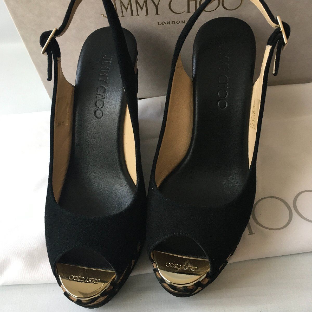JIMMY CHOO ジミーチュウ サンダル黒 安室奈美恵着用 色違い JIMMY CHOO ジミーチュウ サンダル黒 安室奈美恵着用 色違い