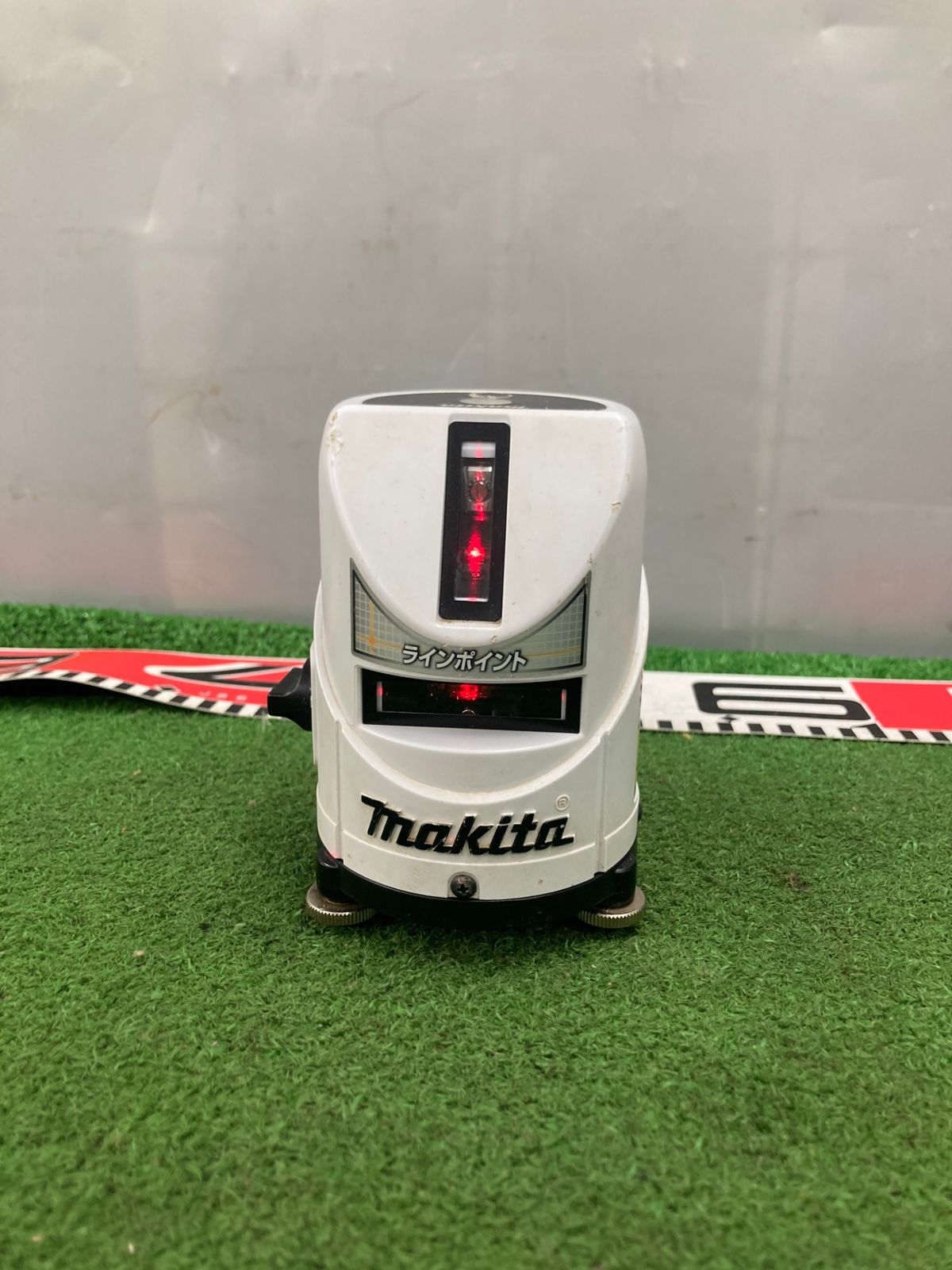 まさやさん専用 中古品】【0922】makita(マキタ) 屋内屋外兼用レーザー墨出し器