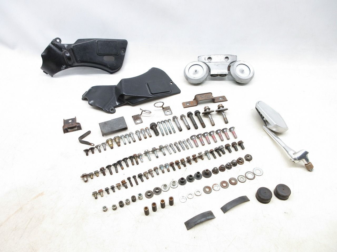 バルカン400 取り付けボルトセット 中古バイク部品 0708K14-59