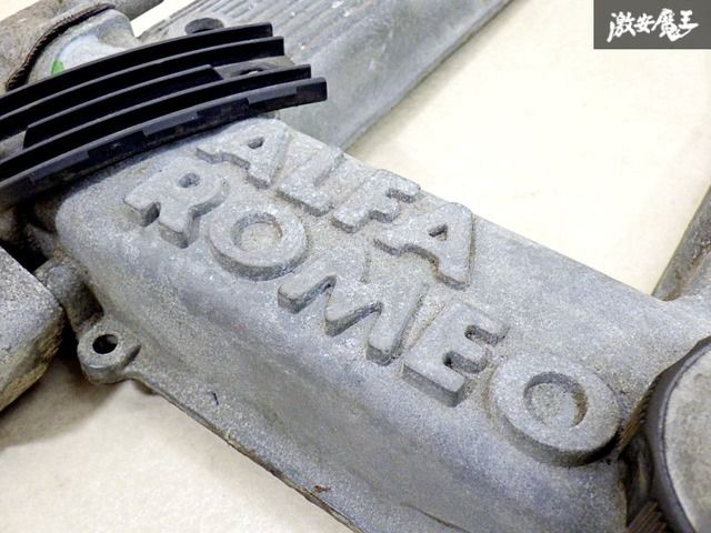 タペットカバー