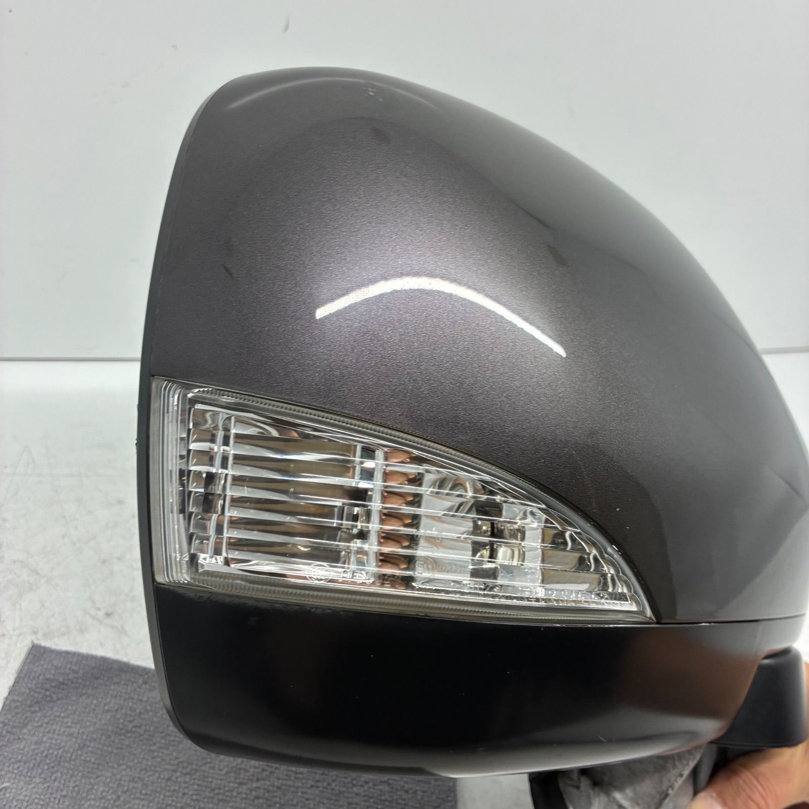 日産 NISSAN エルグランド PE52 サイドミラー ドアミラー 左 日産 E52 