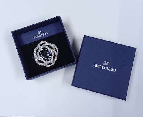 スワロフスキーBarret　ブローチ ブルー　ロジウムプレート　箱付　40936 スワロフスキーBarret ブローチ ブルー ロジウムプレート 箱付 40936