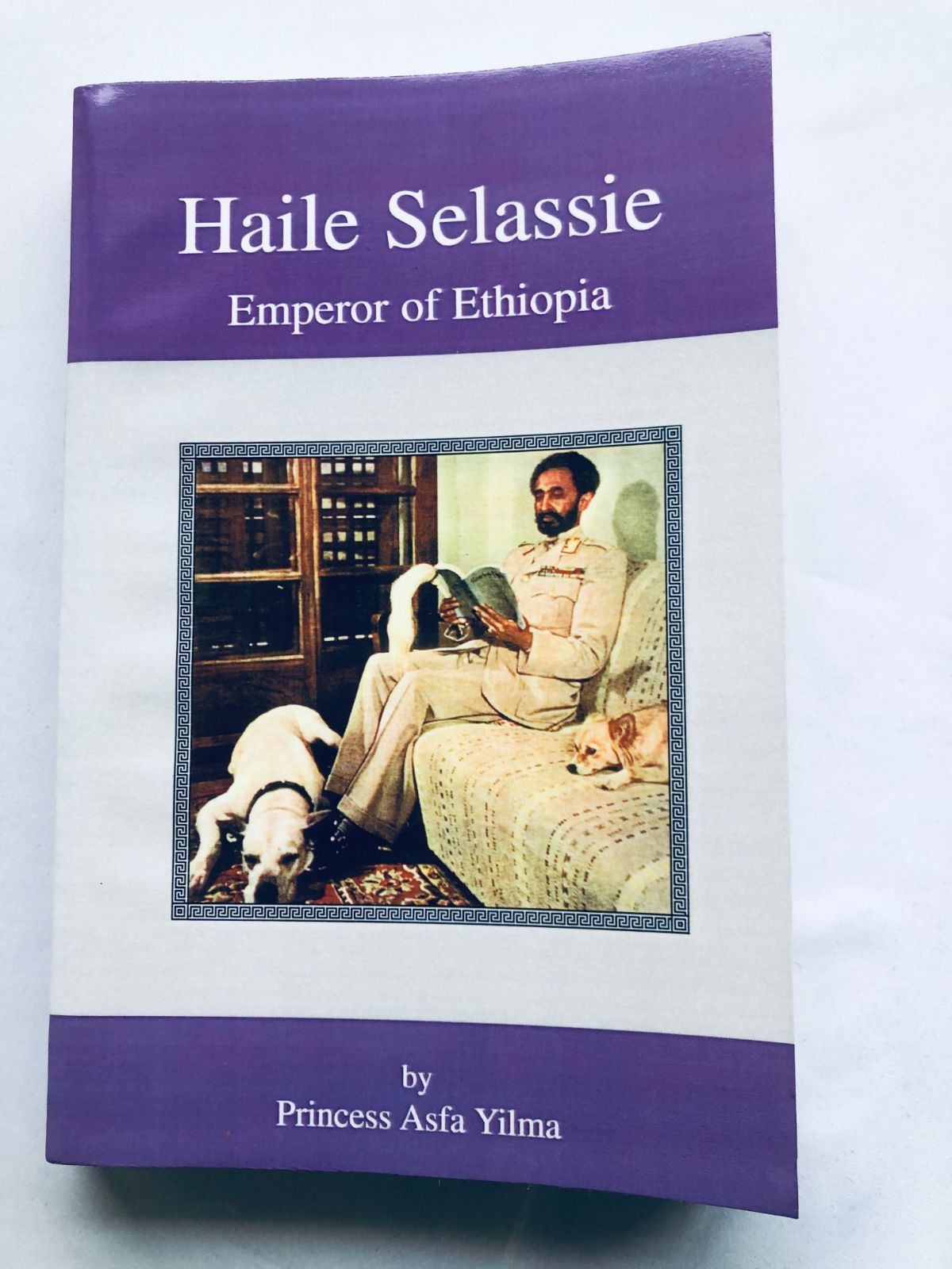 Haile Selassie Emperor of Ethiopia by Princess Asfa Yilma エチオピア皇帝 ハイレ セラシエ エチオピア ラスタ