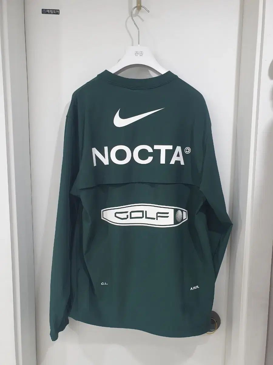 NIKE ナイキ