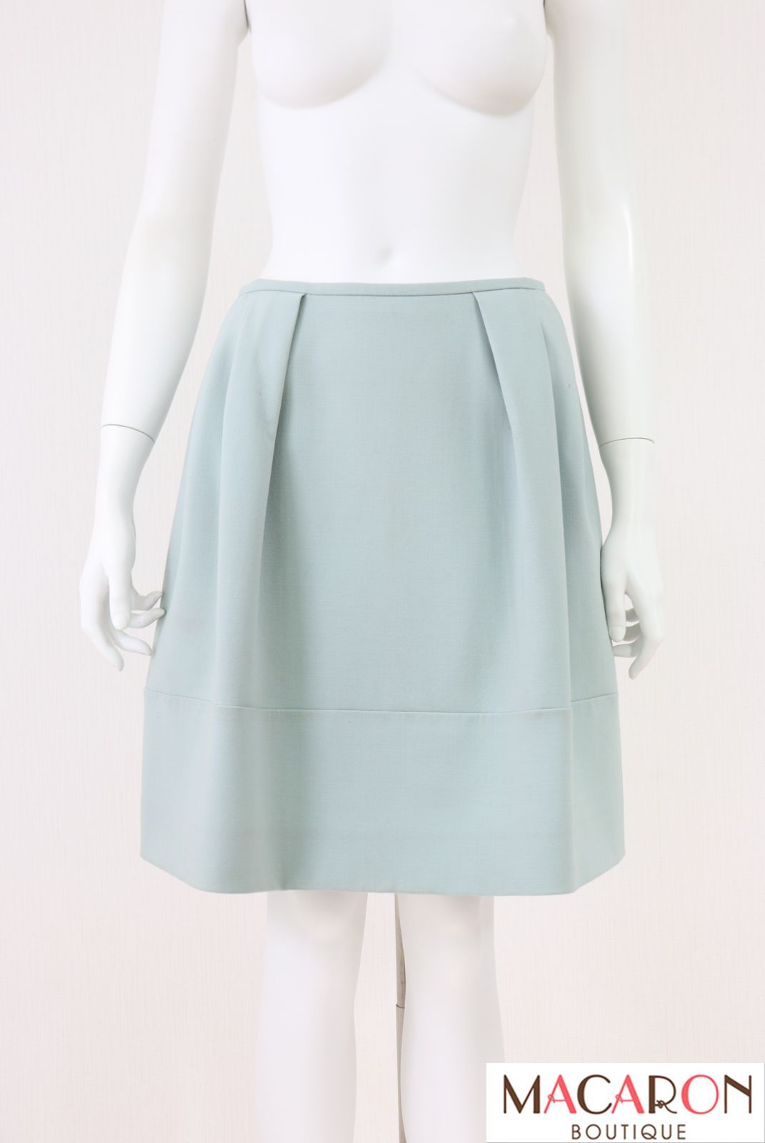 560☆FOXEY フォクシー☆32107 マカロンシック スカート【38】チャコールグレー  フォクシーブティック マカロンシック 32107 スカート 40 ブラック