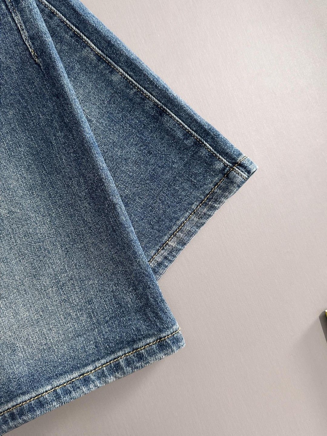 デニムショートパンツ