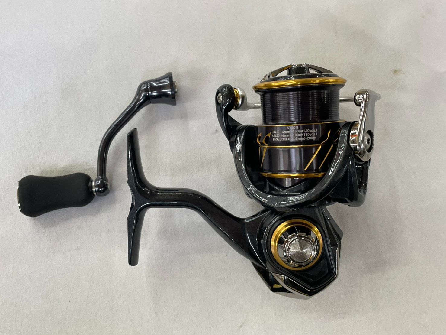 ダイワ カルディア FCLT2000S スピニングリール ライトゲーム アジング メバリング トラウト チニング ＤＡＩＷＡ ＣＡＬＤＩＡ エアリティ セルテート ルビアス ０７k