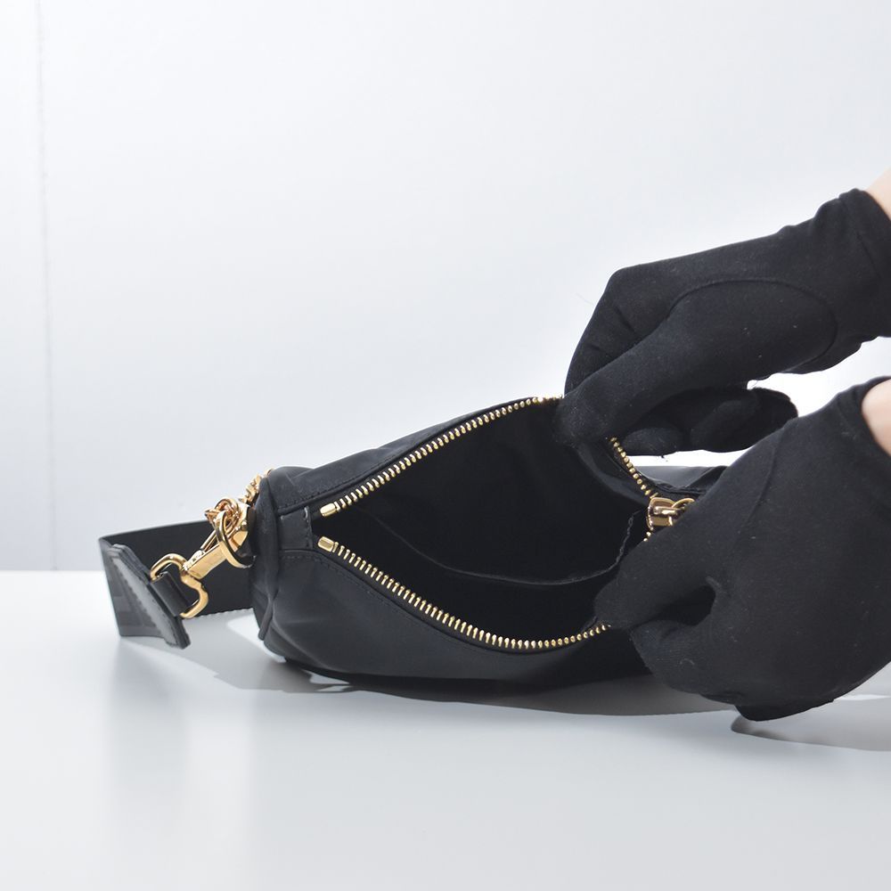 ヴェルサーチ ショルダーバッグ ミニ ナイロン HOBO ホーボー