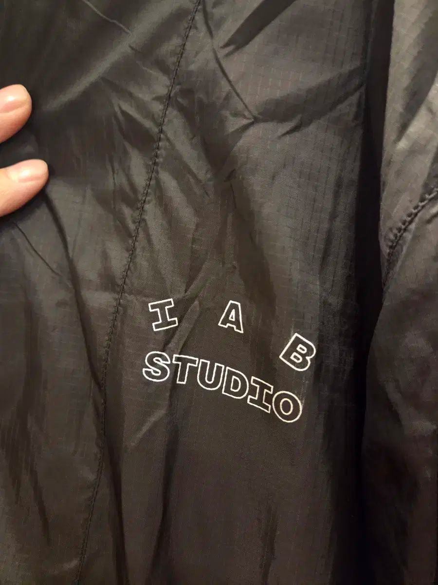 リップストップ ウィンドジャケット