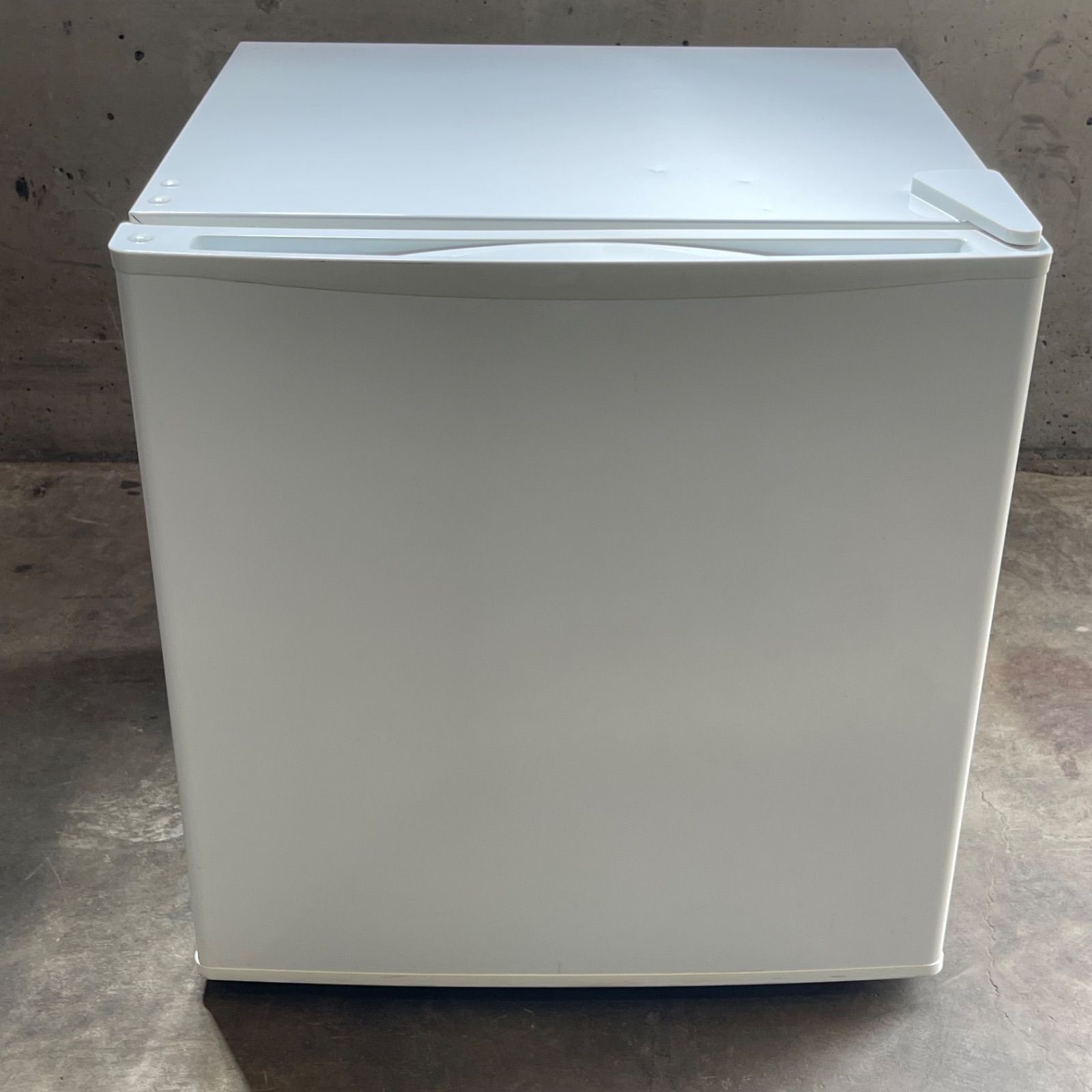 NPA】サンコー 40L 小型冷凍庫 FREZREG4 - メルカリ NPA】サンコー 40L 小型冷凍庫 FREZREG4 - メルカリ