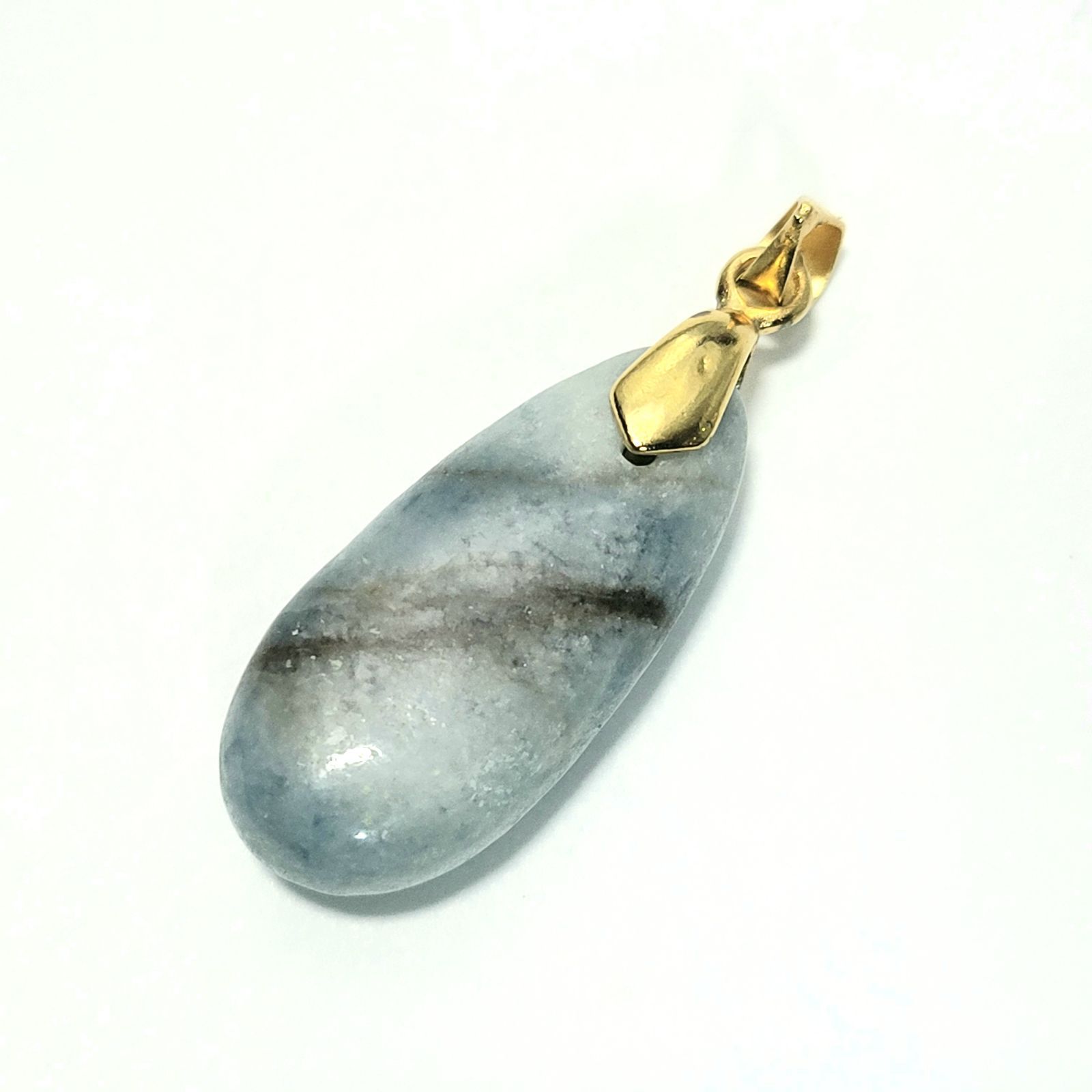 入コン沢ペンダントトップ:糸魚川翡翠:金具シルバー(SV925)付き 糸魚川