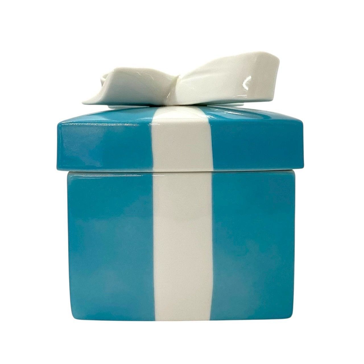 ティファニー　小物入れ　ジュエリーボックス　ボウボックス TIFFANY&Co.】ブルーボウボックス リボン プレゼント型 陶器