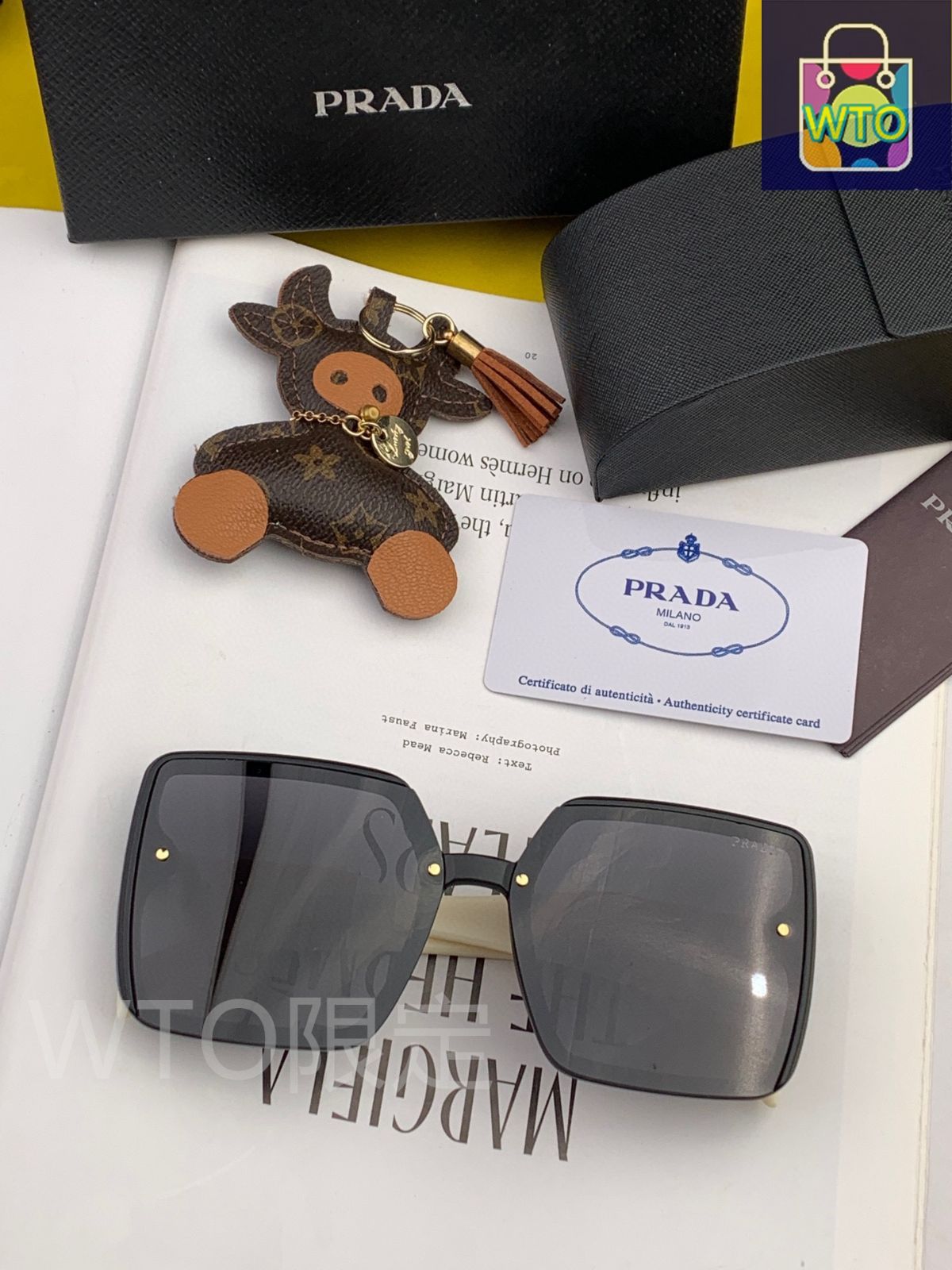 PRADA スワールデザイン ラウンドサングラス TR 偏光シリーズ、Prada】今日限定特価！プラダ 大フレーム
