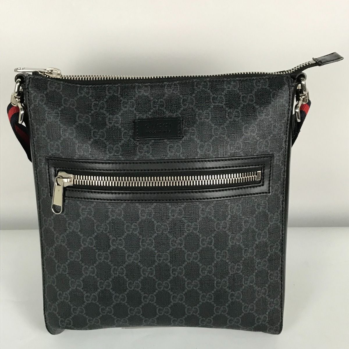 □□GUCCI グッチ メッセンジャーバッグ ショルダーバッグ GG 