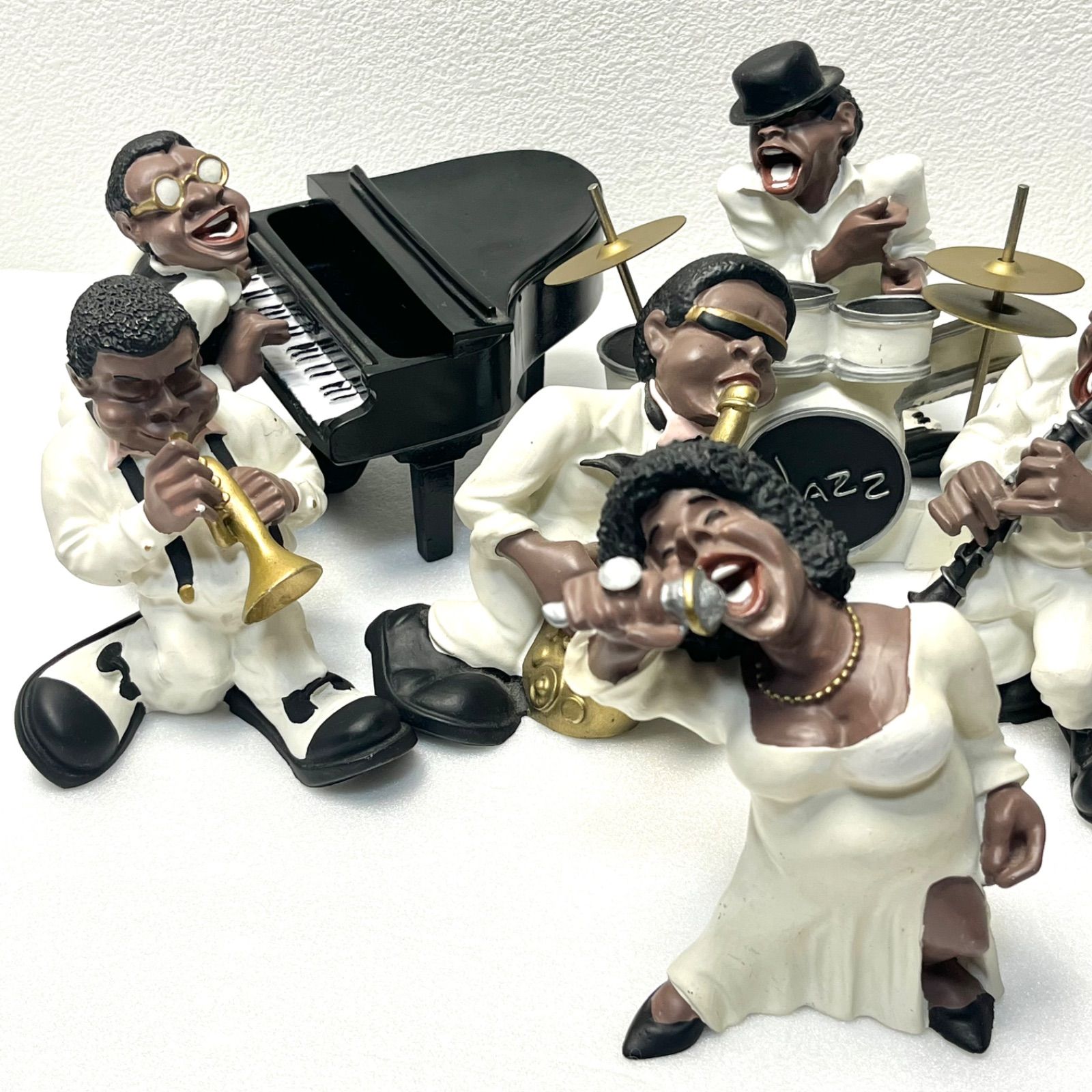 JAZZ ジャズバンド　フィギュアセット8体、ピアノ、ドラムセット JASS BAND ジャズバンド】フィギュア8体 ピアノ ドラム - メルカリ