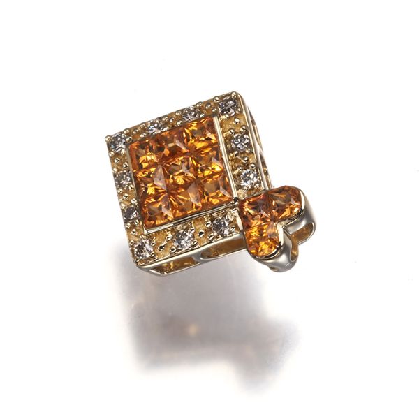 レ・エッセンシャル ペンダントトップ ダイヤ ダイヤモンド クロス K18WG