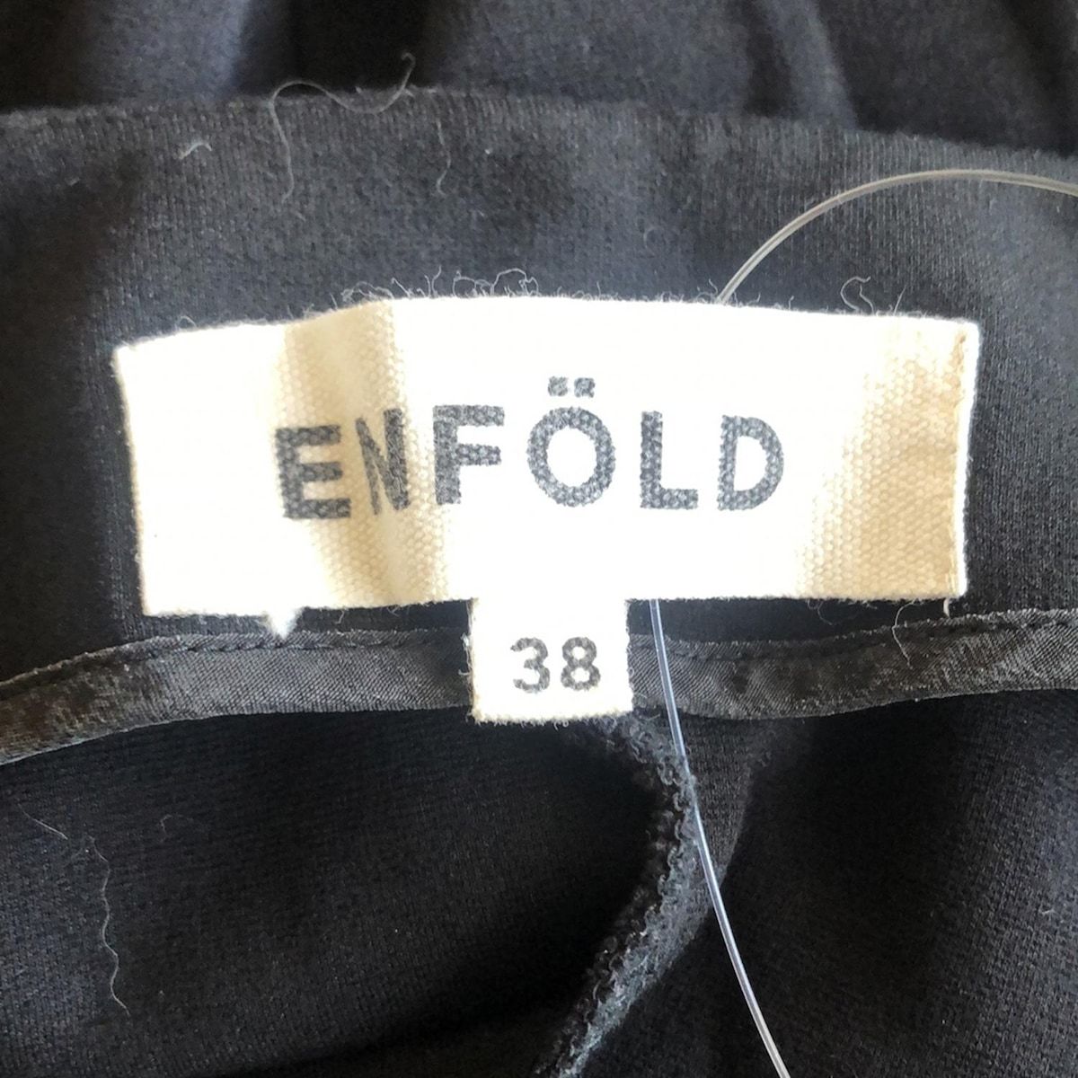 enfold 黒　カットソー　半袖TEE 38 ENFOLD - ENFOLD(エンフォルド) 半袖カットソー サイズ38 M