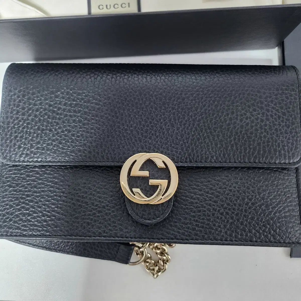 GUCCI グッチ インターロッキング ミニ チェーン クロスバッグ ブラック