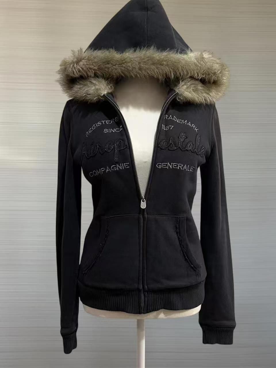Burberry fur parker ファー付きパーカー 平成y2k - メルカリ