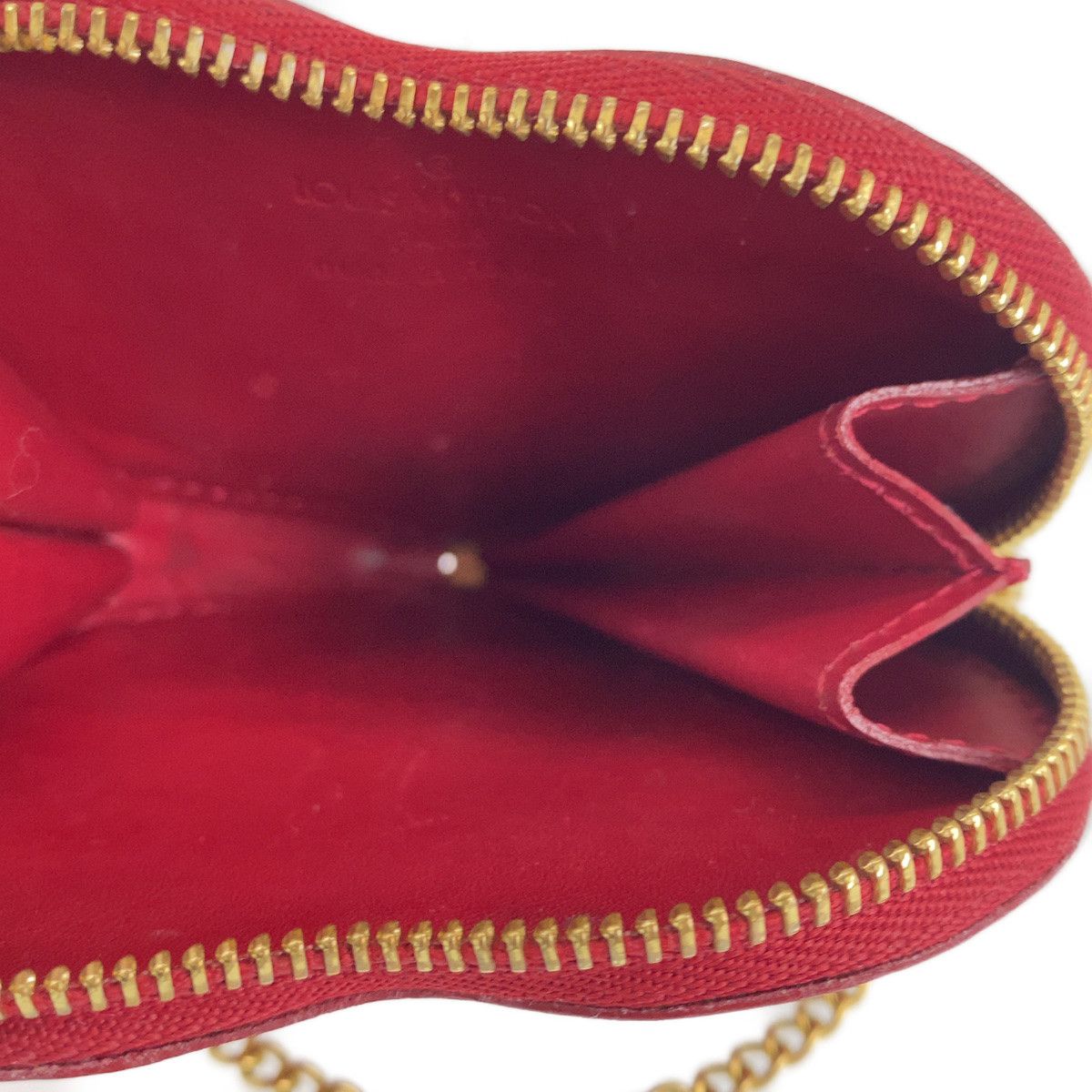 LOUIS VUITTON ルイヴィトン ヴェルニ ポルトモネ クール レッド