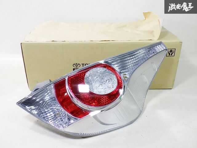 トヨタ純正新品未使用アクア前期用右テールランプ 2025年最新】Yahoo