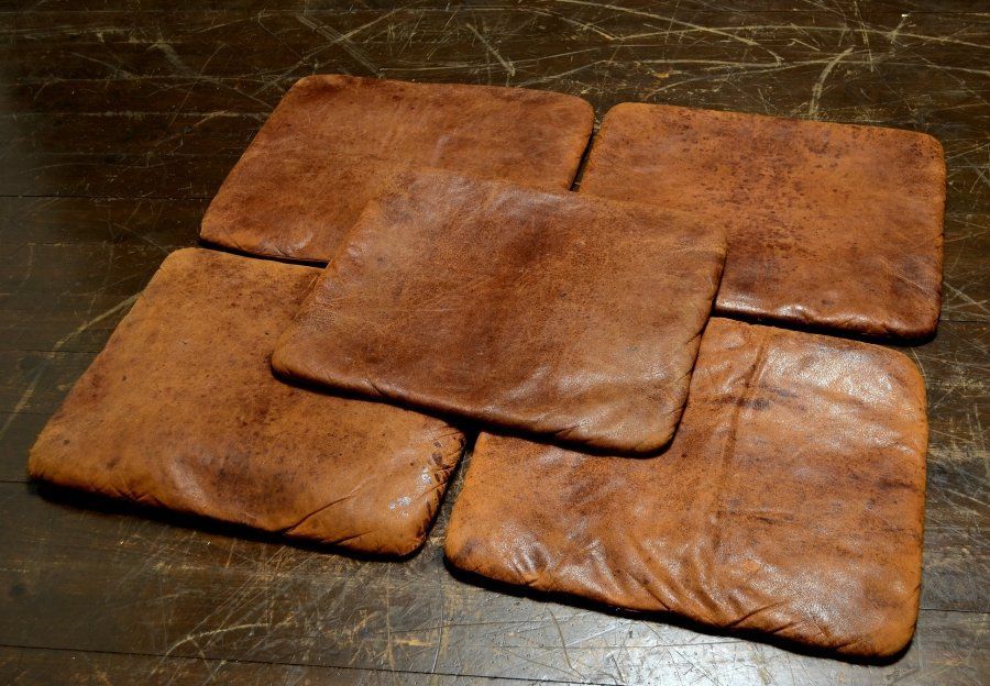 蔵A2549b 古民藝 古い革座布団 茶席 五枚