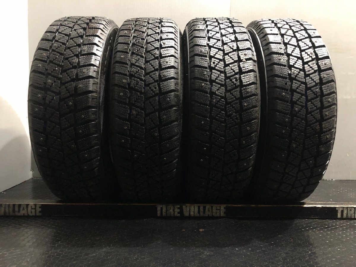 HANKOOK W404 WINTER RADIAL 195/65R15 15インチ スパイクタイヤ 4本 バリ溝 マカロニピン プリウス等  (TF327) - メルカリ