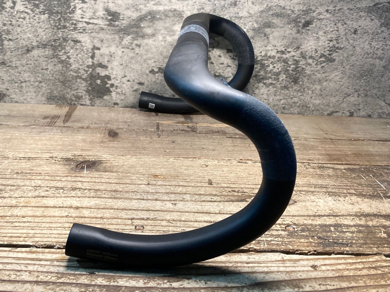 JJ532 スペシャライズド SPECIALIZED エスワークス S-WORKS SHALLOW BEND CARBON カーボン ドロップハンドル 400mm Φ31.8