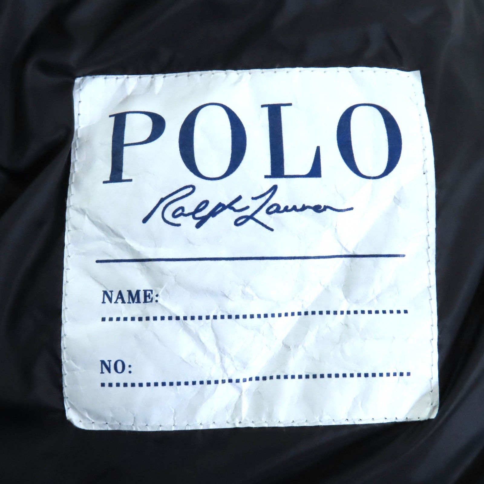 フード付き ダウンジャケット