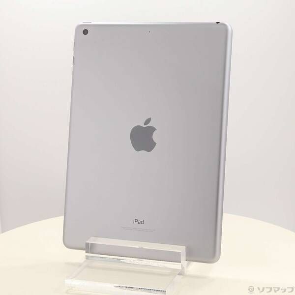 〔品〕 iPad 第6世代 32GB スペースグレイ MR7F2J／A Wi-Fi【297】